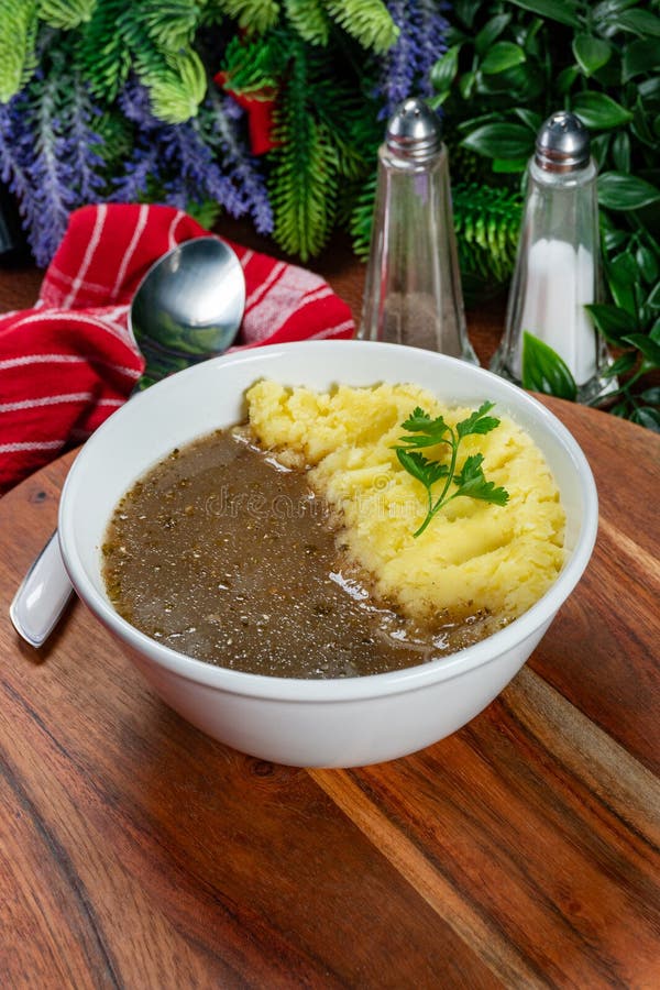 Saure Suppe mit Pilz stockfotografie