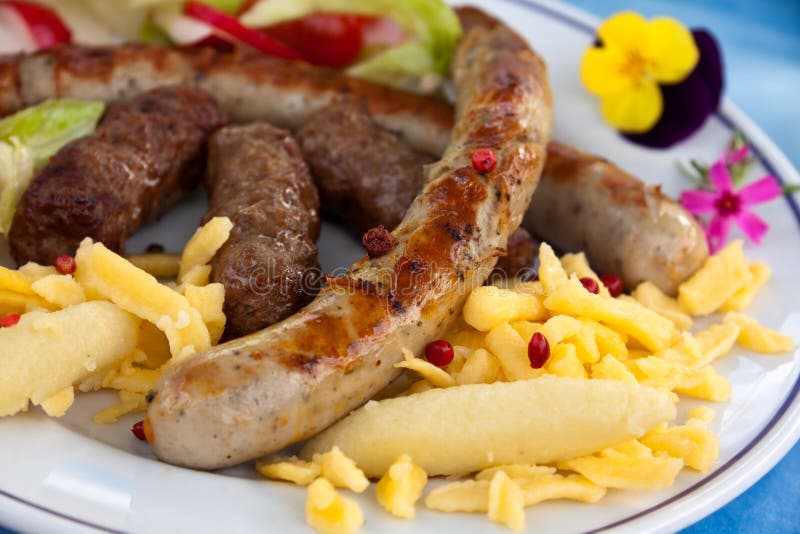 Sausage and minced meat-hamburger with dumplings