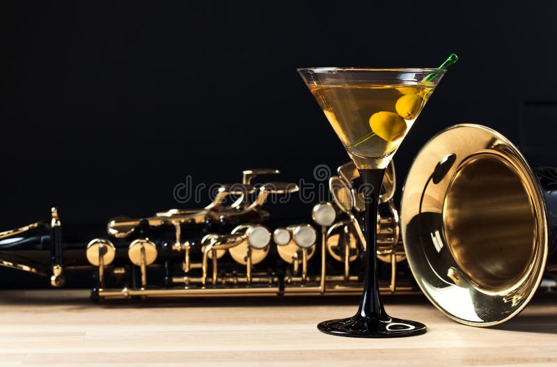 Saxophone and martini with green olives