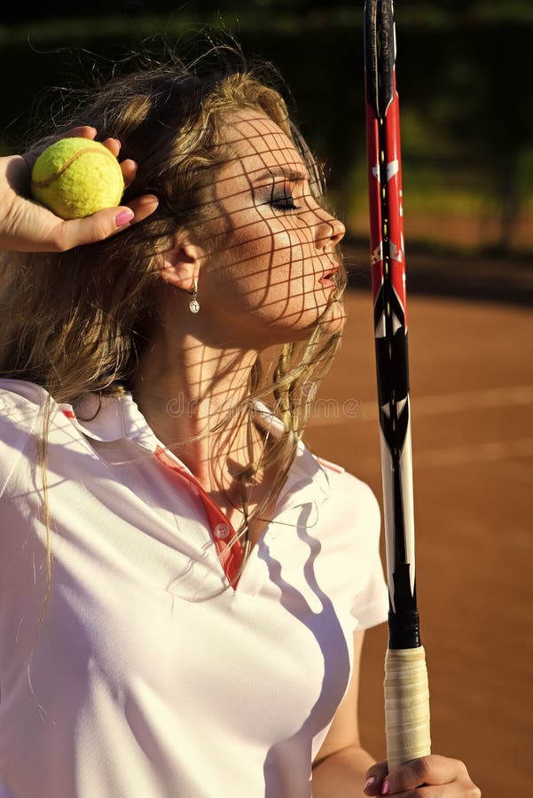 Saúde da energia da atividade Esporte, conceito do jogo Forma, beleza, olhar foto de stock royalty free Saúde da energia da atividade Esporte, conceito do jogo Forma, beleza, olhar foto de stock royalty free