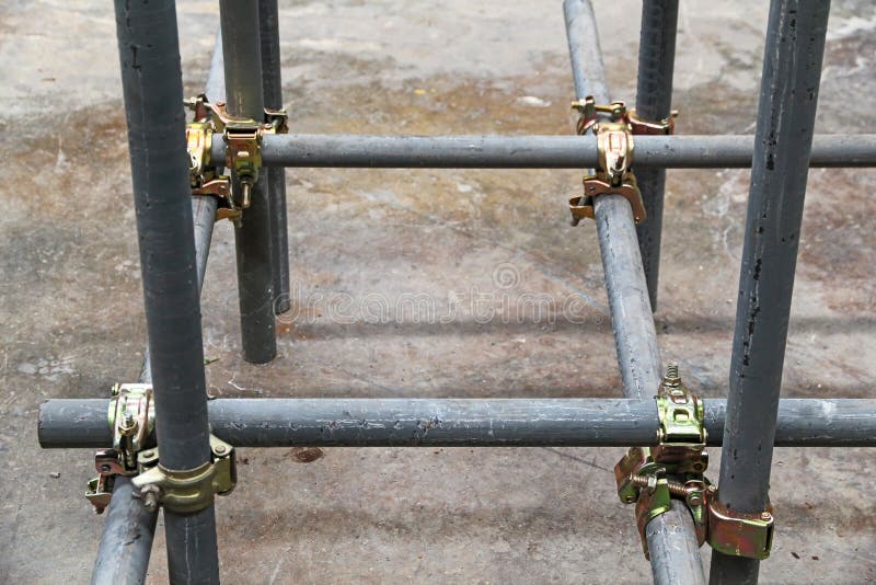 Scaffolding pipe clamp and parts