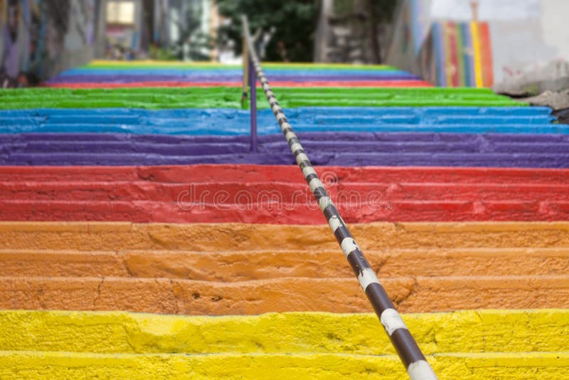 Spirale Compleanno Arcobaleno Grimm's - 03210 - Arte E Gioco - Daelli - Foto 10