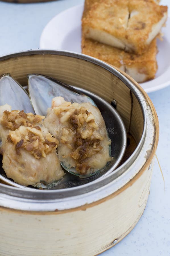 Scallop dim sum stock image. Image of aroma, teapot, dumpling 27333301