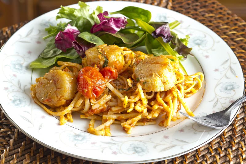 Scallop Linguine with Tomato Sauce Stock Photo - Image of cuisine