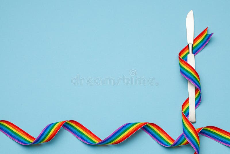Pride LGBT cầu vồng là một biểu tượng đầy ý nghĩa và tiếng nói của cộng đồng LGBTQ+. Hãy xem hình ảnh liên quan để cảm nhận tính đa dạng và sự yêu thương trong biểu tượng này. Sử dụng nó trong bản trình chiếu của bạn sẽ thể hiện sự chấp nhận và tôn trọng đối với mọi người.