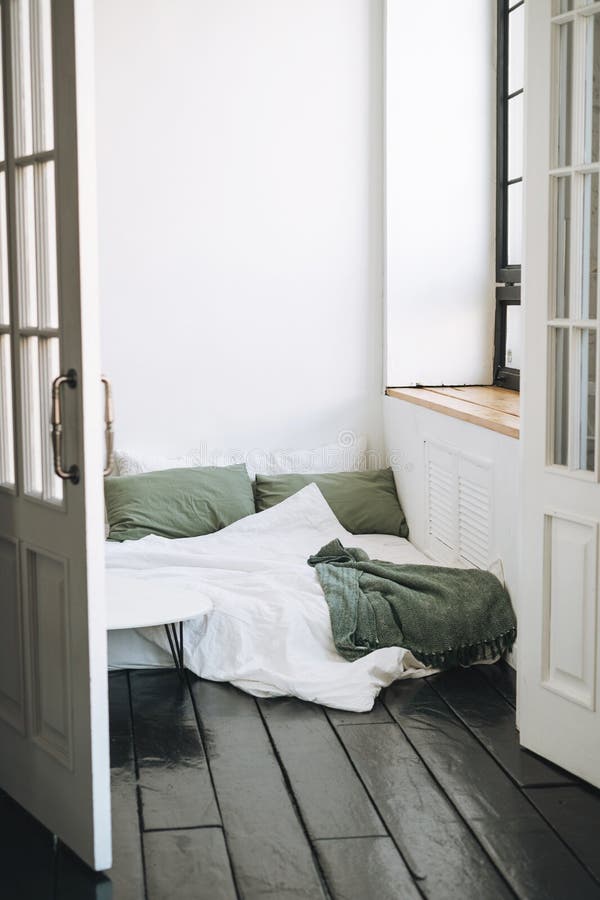 Stunning Cozy Scandinavian Apartment Bedroom Ideas image