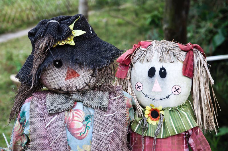 scarecrows två royaltyfria bilder scarecrows två royaltyfria bilder