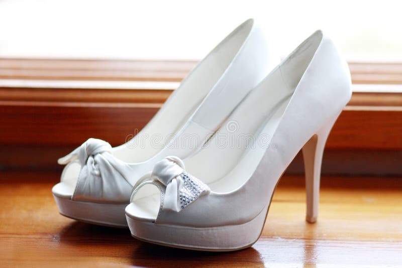 Scarpe da sposa immagini stock