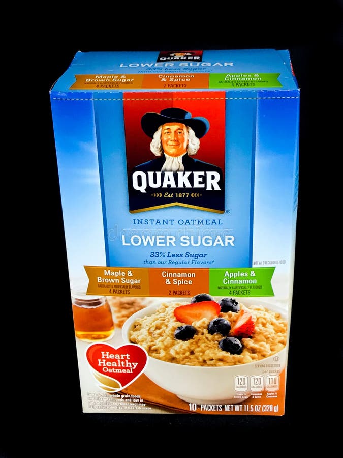 Scatola Di Farina D'avena Istantanea Di Quaker, a Bassa Percentuale Di  Zucchero Su Un Contesto Nero Fotografia Editoriale - Immagine di oatmeal,  alimento: 115014181