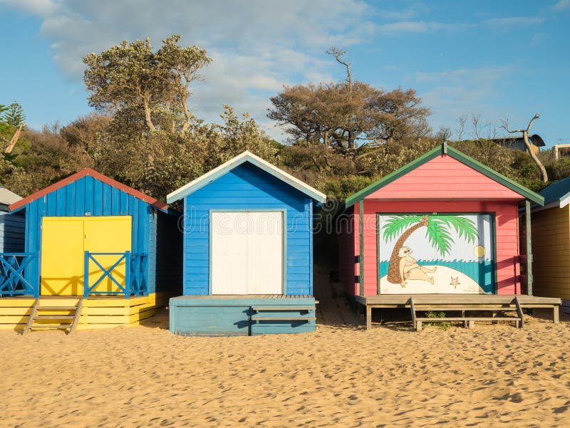 Scatole di bagno Colourful in Mornington sulla penisola di Mornington fotografie stock Scatole di bagno Colourful in Mornington sulla penisola di Mornington fotografie stock