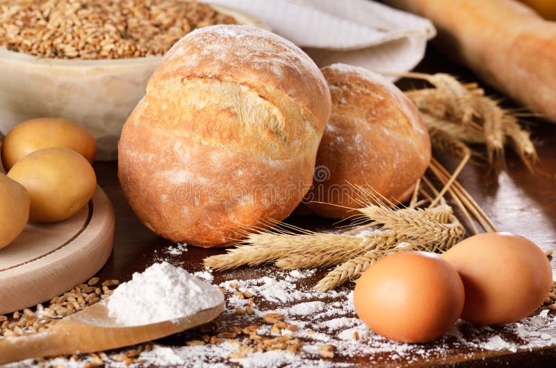 Scena del pane casalingo immagine stock libera da diritti Scena del pane casalingo immagine stock libera da diritti