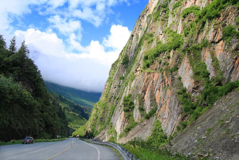 Scenic highway in Alaska