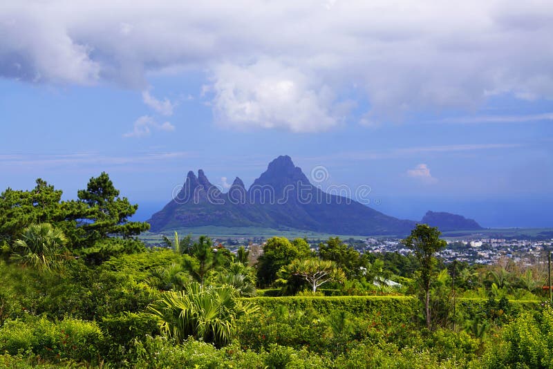 Scharfe Berge bei Mauritius