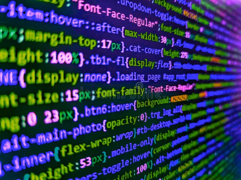 Schermo monitor programmatore sviluppatore web. codice programma file HTML css del sito. linee di codice di un software con più di fotografia stock