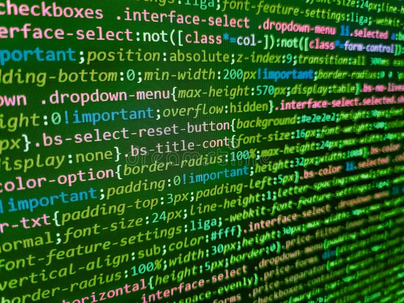 Schermo web per lo sviluppo di codice php su sfondo scuro. sviluppo software www. righe di codice html visibili. codice programma fotografia stock