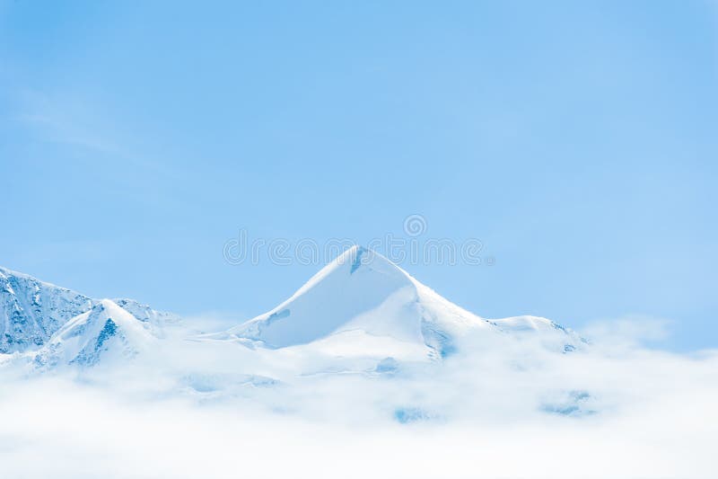 Schilthorn, επάνω διασημότερου τοπ του mountian στο jungfrau Regio στοκ φωτογραφίες με δικαίωμα ελεύθερης χρήσης