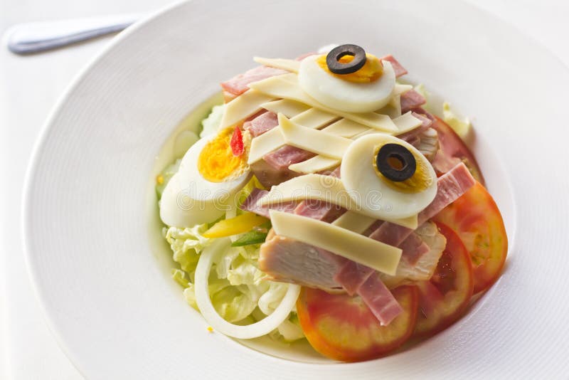 Schinkensalat mit Ei stockbild. Bild von fleisch, schinken - 26305257