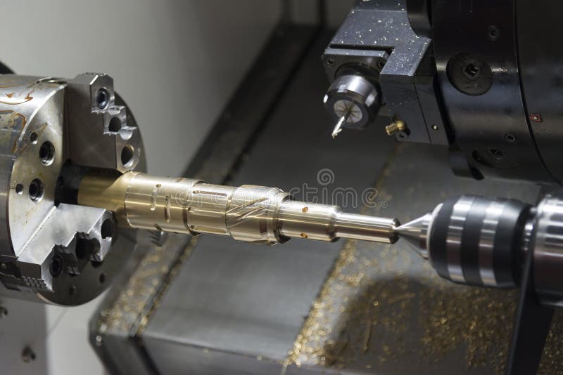 Schließen Sie oben von der CNC-Drehbank Drehmaschine lizenzfreies stockfoto