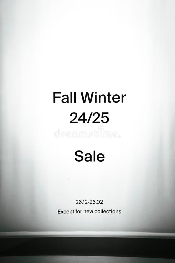 Schließung eines Anzeichen für Herbst Winter neue Kollektion auf weißem Hintergrund zum Verkauf stockfotos