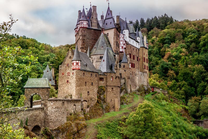 Schloss Eltz im Eifel eins der berühmtesten Schlösser in Germa