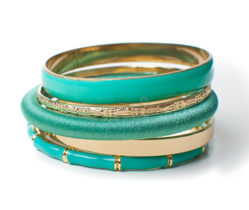 Schmuck, die fünf Armbänder der eleganten Frauen, getrennt stockfotos Schmuck, die fünf Armbänder der eleganten Frauen, getrennt stockfotos