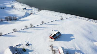 Schneeräumung Auf Die Straßen in Norwegen Stock Footage - Video von ausbau,  jahreszeit: 185188296