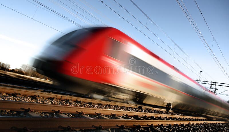 Schnellzug mit Bewegungszittern lizenzfreie stockfotos Schnellzug mit Bewegungszittern lizenzfreie stockfotos