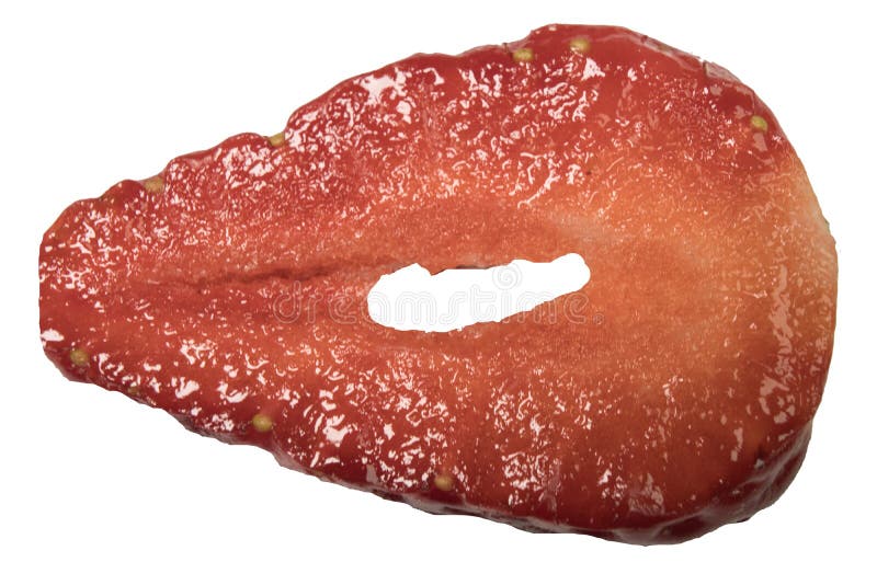Schnitterdbeerscheiben-Oberflächenabschluß auf Makro isoliert lizenzfreie stockbilder
