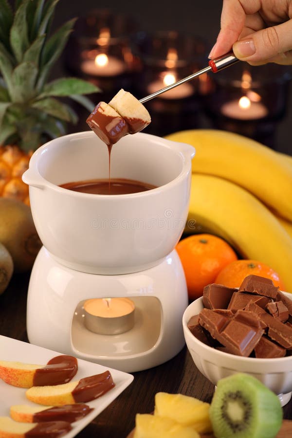 Schokoladenfondue stockbild Schokoladenfondue stockbild