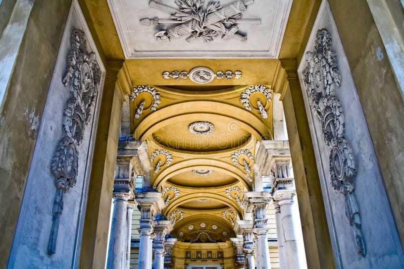 schonbrunn intérieur de palais de gloriette photo libre de droits schonbrunn intérieur de palais de gloriette photo libre de droits