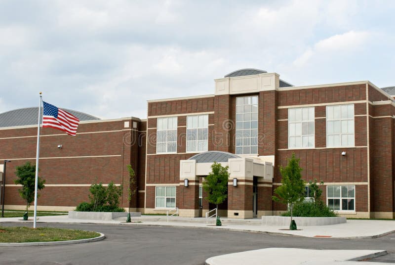 School Building with Flag royalty free stock photos School Building with Flag royalty free stock photos