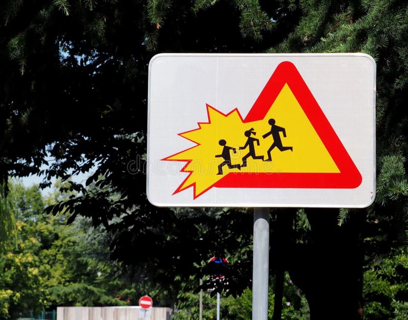 22+ Thousand Children Crossing Sign Royalty-Free Images, Stock Photos &  Pictures