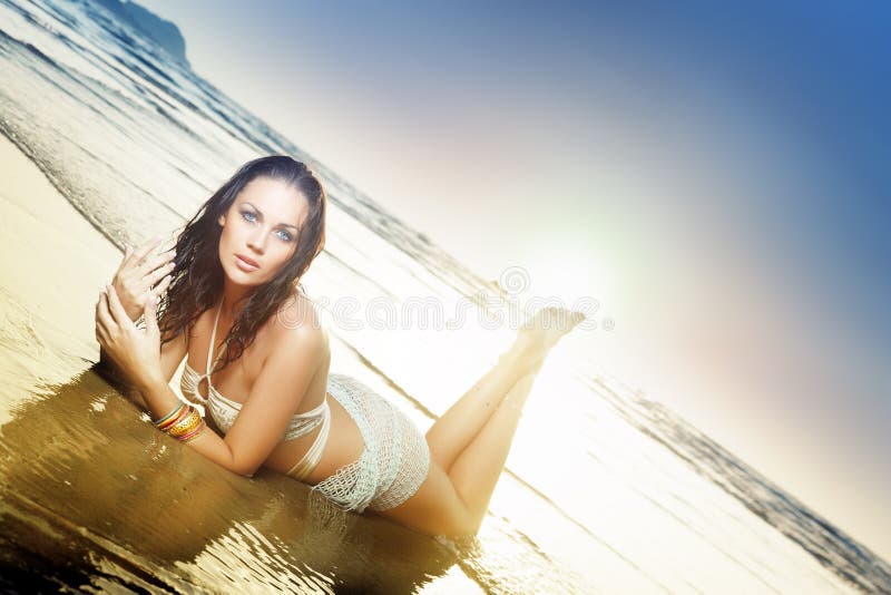 Schoonheid op het strand royalty-vrije stock afbeelding