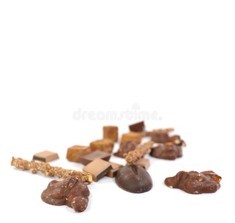Schrijf uw bericht aan iedereen u in dit mooie beeld houdt van Geassorteerde met de hand gemaakte chocolade op witte achtergrond royalty-vrije stock foto's Schrijf uw bericht aan iedereen u in dit mooie beeld houdt van Geassorteerde met de hand gemaakte chocolade op witte achtergrond royalty-vrije stock foto's