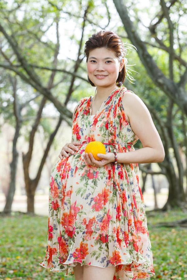 Schwangere Frau Des Asiaten Stockbild - Bild von geburt Schwangere Frau Des Asiaten Stockbild - Bild von geburt