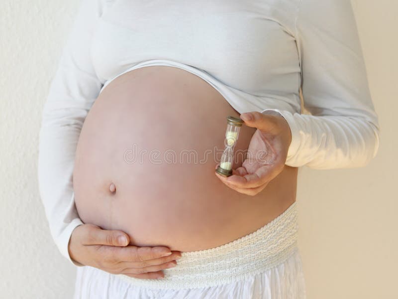 Bauch frau am haare Haare am