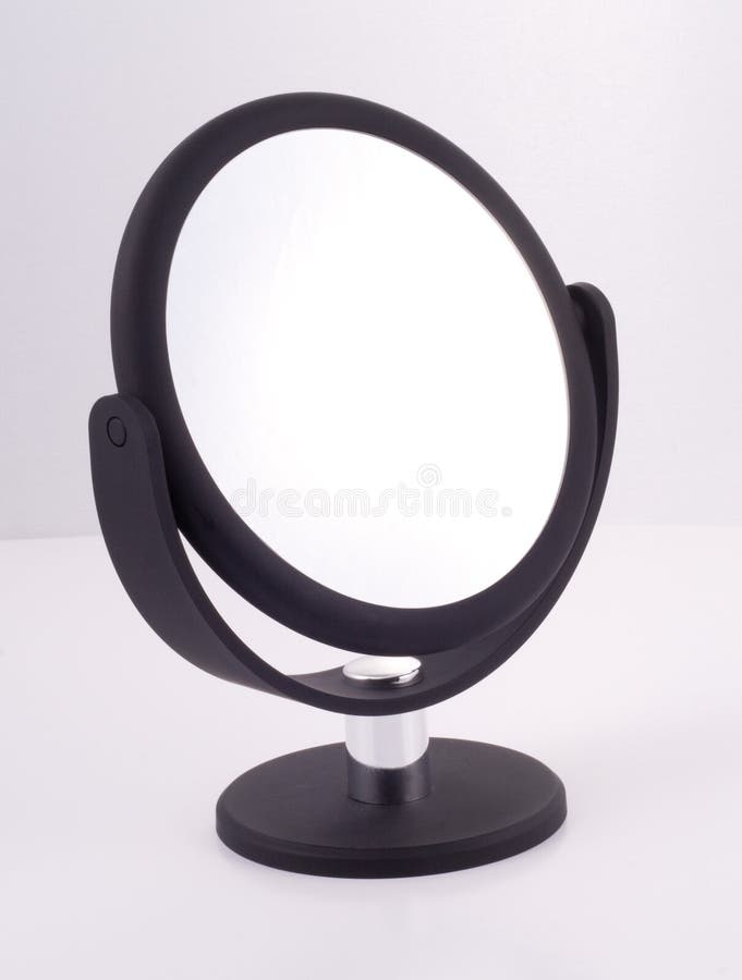 Badezimmerspiegel stockbild. Bild von leuchte, haar, spiegel - 10603451