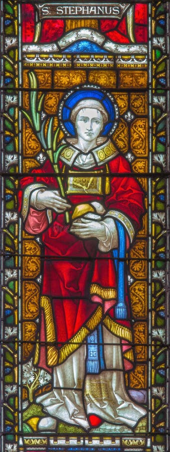 Schöne alte Fenster in Rom (Italien) 2016: Das St Augustine auf dem Buntglas von allem Saints& x27; Anglikanische Kirche durch Ar stockfotos Schöne alte Fenster in Rom (Italien) 2016: Das St Augustine auf dem Buntglas von allem Saints& x27; Anglikanische Kirche durch Ar stockfotos