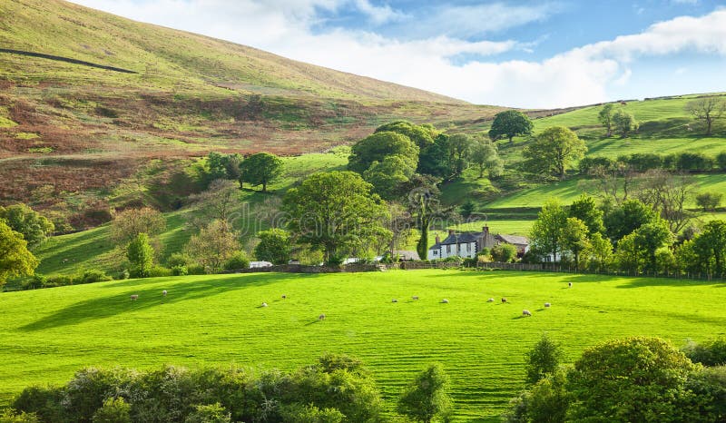 Schöne Frühlingslandschaft im See-Bezirks-Nationalpark, Cumbria, England, Großbritannien stockfotografie