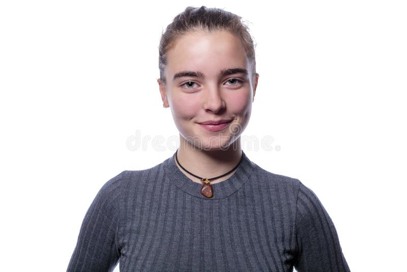 Schöne lächelnde Jugendliche lizenzfreies stockbild Schöne lächelnde Jugendliche lizenzfreies stockbild