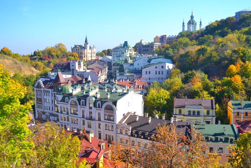 Schöne Stadtlandschaft, Kiew, Ukraine lizenzfreie stockfotos Schöne Stadtlandschaft, Kiew, Ukraine lizenzfreie stockfotos