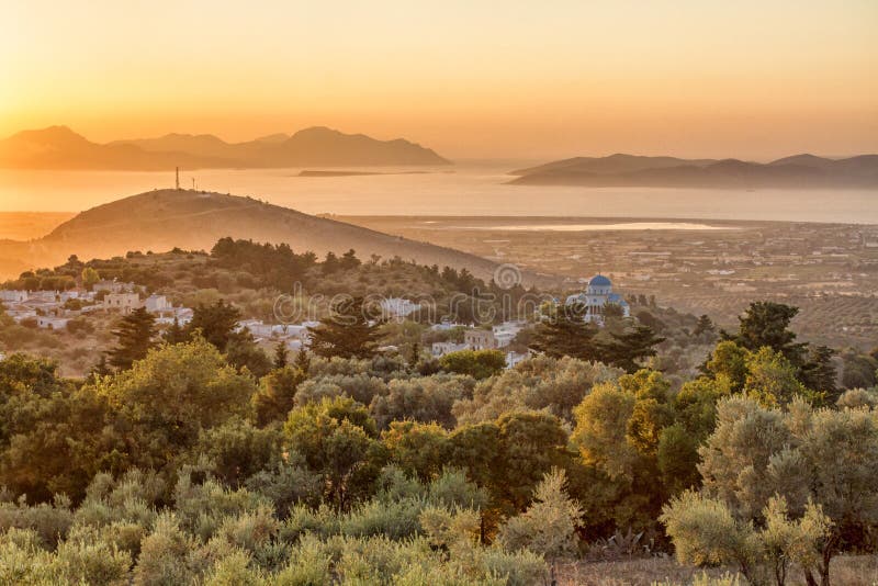 Schöner drastischer Sonnenuntergang in Kos, Griechenland lizenzfreie stockbilder Schöner drastischer Sonnenuntergang in Kos, Griechenland lizenzfreie stockbilder