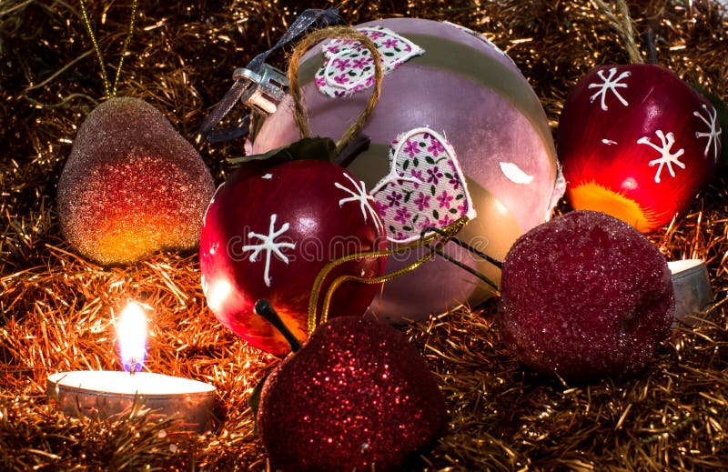 Schönes Weihnachtsbild stockfoto. Bild von nacht, glas - 61615246