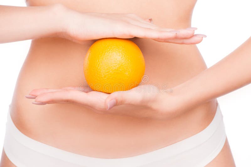 Schönheit der jungen Frau und Badekurorthautpflege lizenzfreie stockfotos Schönheit der jungen Frau und Badekurorthautpflege lizenzfreie stockfotos