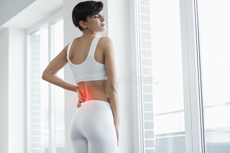 Schönheits-Gefühls-Schmerz-herein Rückseite, Rückenschmerzen Gesundheitsproblem lizenzfreie stockfotografie Schönheits-Gefühls-Schmerz-herein Rückseite, Rückenschmerzen Gesundheitsproblem lizenzfreie stockfotografie