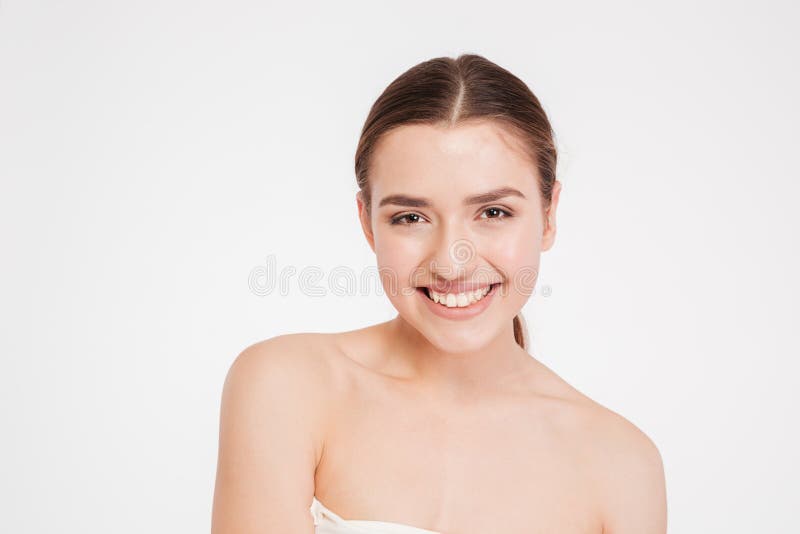 Schönheitsporträt der glücklichen schönen jungen Frau lizenzfreies stockfoto Schönheitsporträt der glücklichen schönen jungen Frau lizenzfreies stockfoto