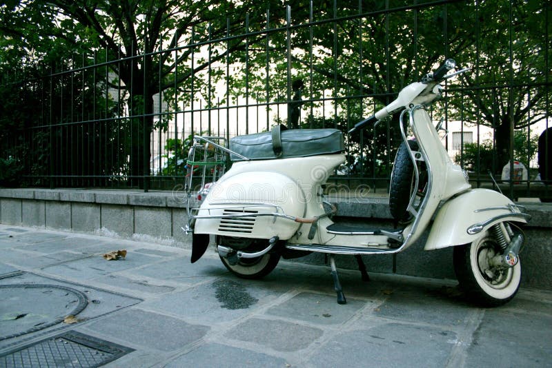scooter white obraz royalty free scooter white obraz royalty free