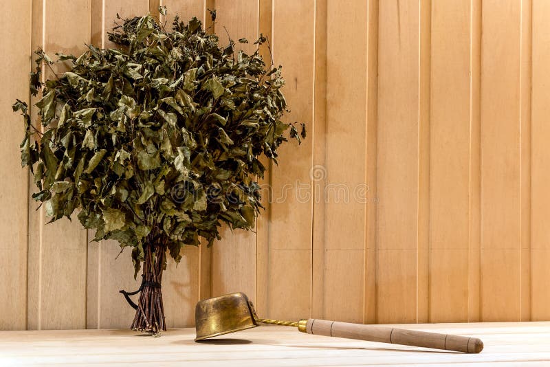 Mamma Scopa In Bagno / Colonna bagno porta scopa da 60 cm linea Way in rovere chiaro