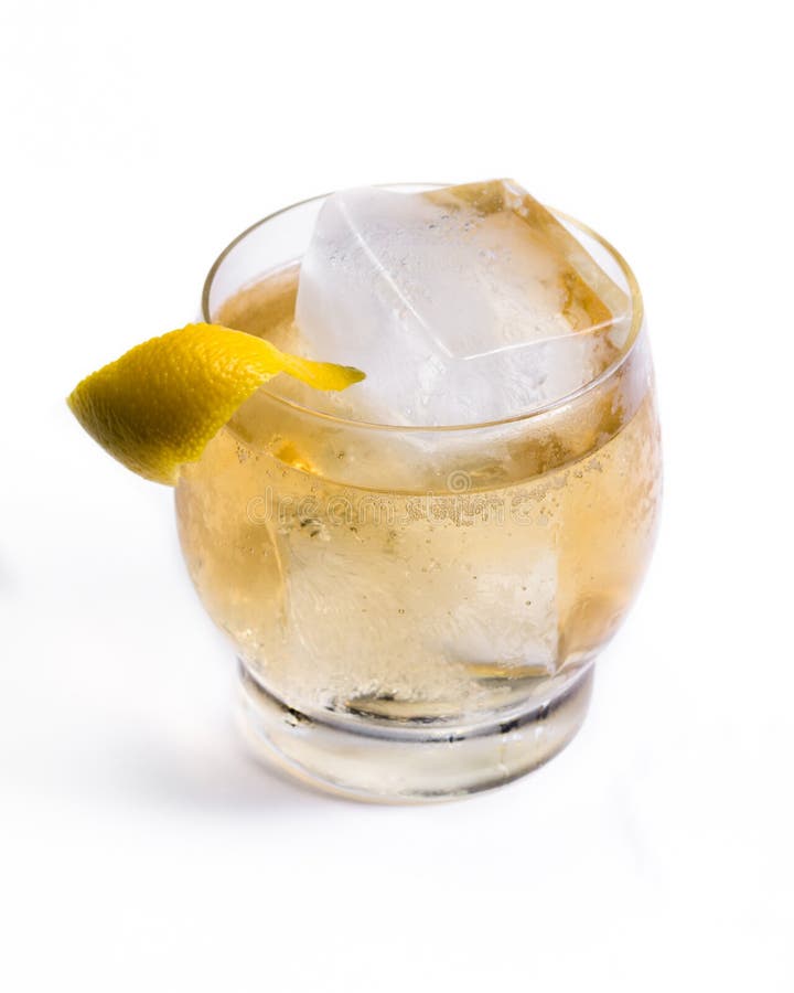 Download Scoth Und Soda Mit Einer Torsion Stockbild - Bild von getrennt, gemischt: 96932445