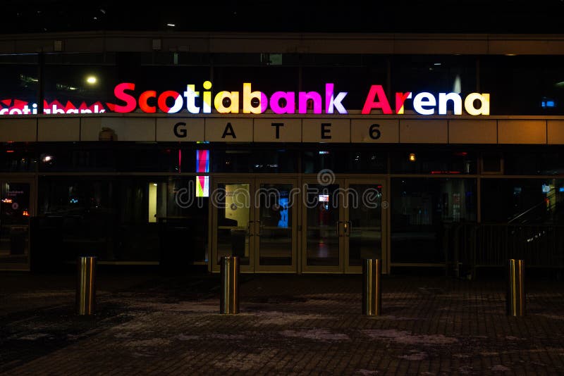 393 Scotiabank Arena Exterior Stock Photos, High-Res Pictures, and